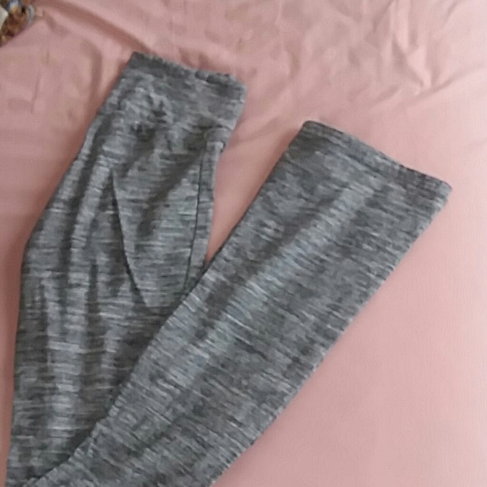 Yoga pants straight leg